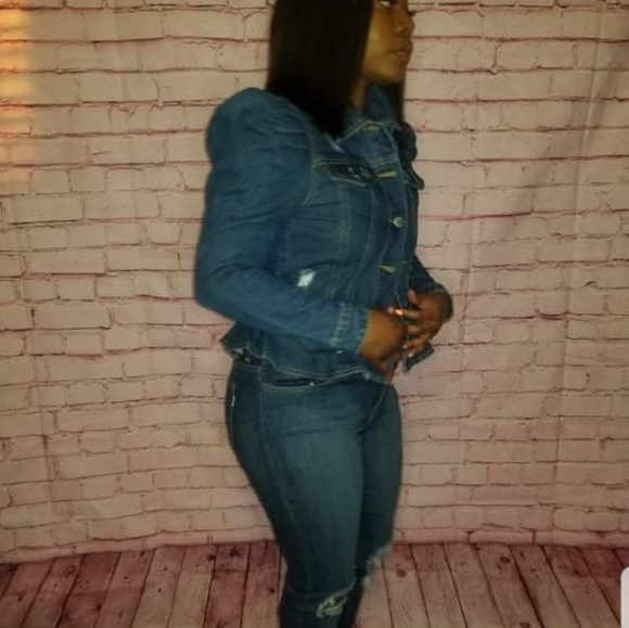 Jacket - Picture 1 of 5